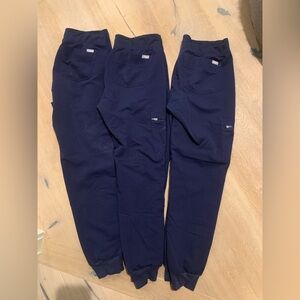 Figs Navy Zamora Jogger Scrub Pant Size Small - three pairs